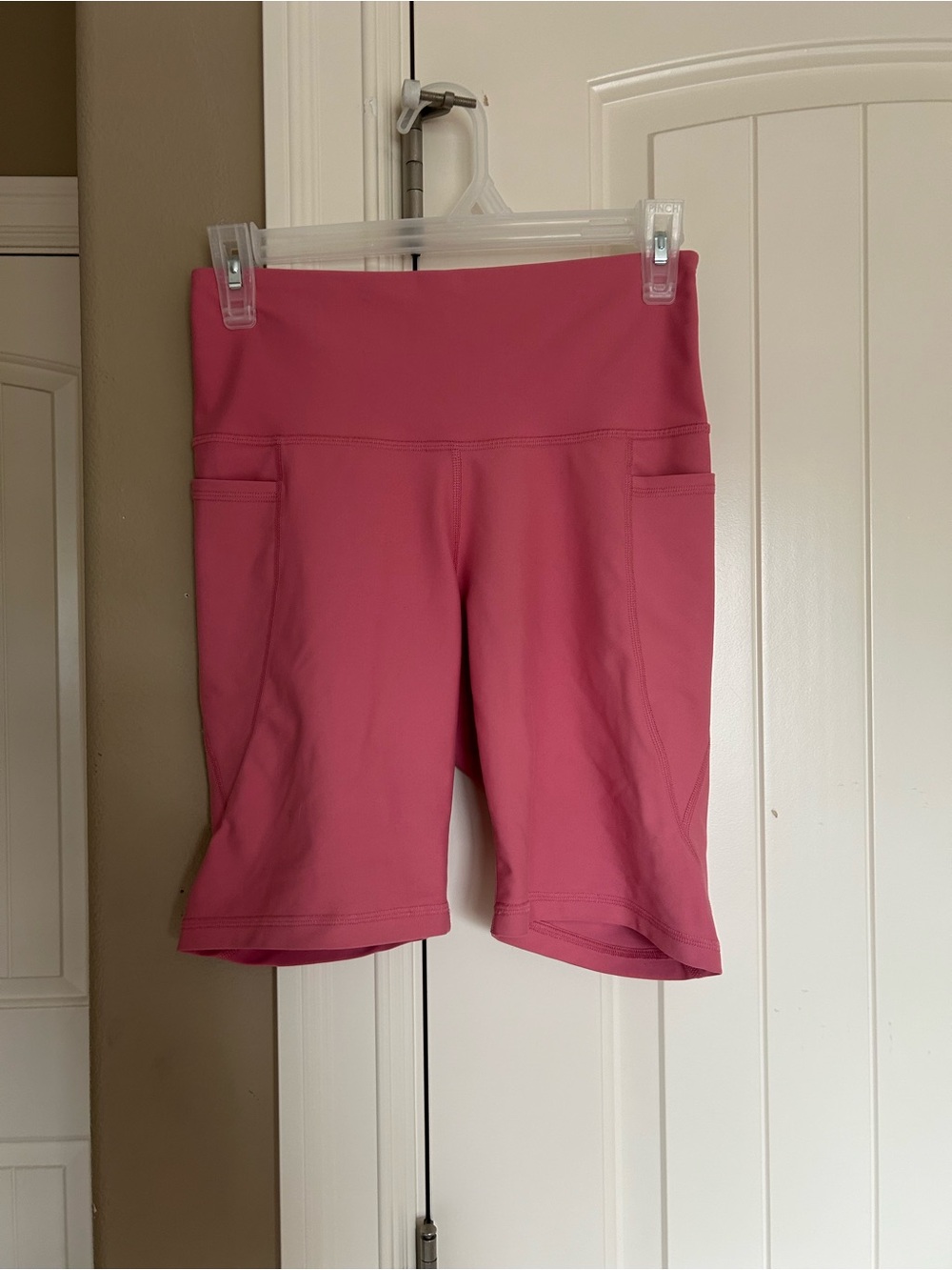 Old Navy Rose Pink Athletic Bike Shorts with Side Pockets